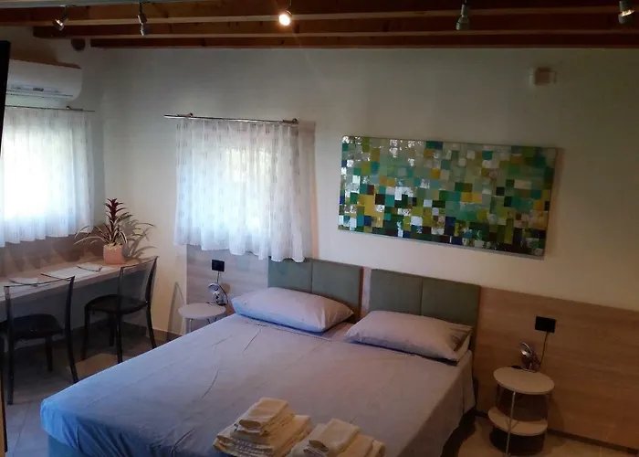 Salvia E Timo Rooms
